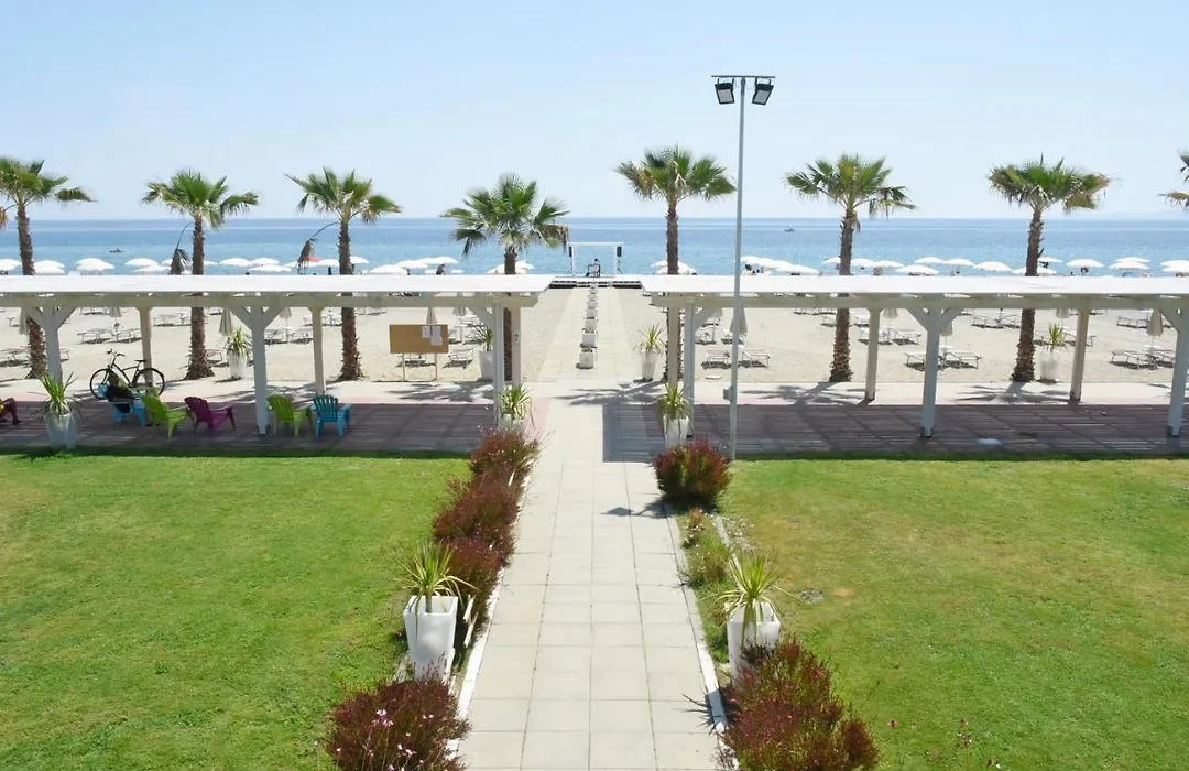 Salice Resort-1